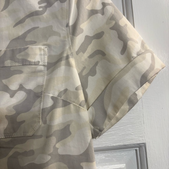 Vineyard Vines Cream Camo Shirt Dress size 2‎ - Picture 7 of 12